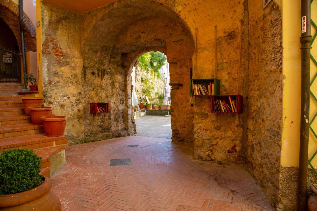 Casa Vacanze Le Tre Casette Ameglia Zewnętrze zdjęcie