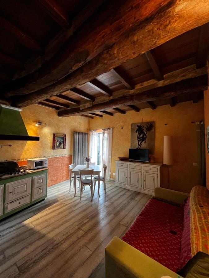 Casa Vacanze Le Tre Casette Ameglia Zewnętrze zdjęcie